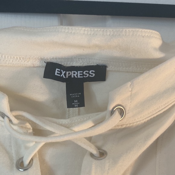 Woman’s Express cream corset top. Size medium. - Picture 3 of 3